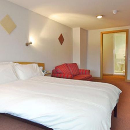 Rosemount Hotel Heathrow Hounslow Zimmer foto